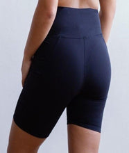 Load image into Gallery viewer, activewear shorts