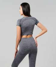 Load image into Gallery viewer, activewear cropped top