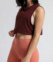 Load image into Gallery viewer, Stretch Crop Tank - Maroon
