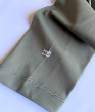 Load image into Gallery viewer, Exhale Leggings - Olive