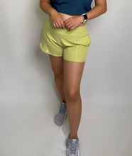 Load image into Gallery viewer, Sprint Mesh Shorts - Lime