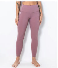 Load image into Gallery viewer, Align Mesh Leggings - Pink
