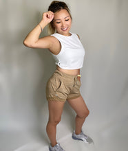 Load image into Gallery viewer, Everyday Mesh Shorts - Beige
