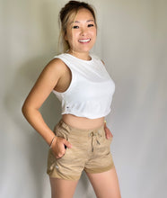 Load image into Gallery viewer, Everyday Mesh Shorts - Beige
